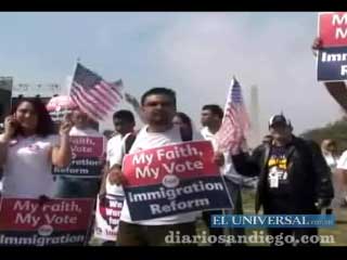 Miles de hispanos se manifestaron para pedirle al presidente Barack Obama una reforma que frene las deportaciones y abra un camino para legalizar a los 12 millones de migrantes indocumentados