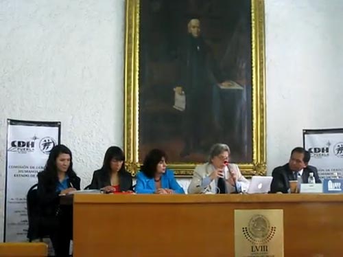 Conferencia Crisis de seguridad y libertad de expresi�n ponente Doctor Al�n Arias Mar�n, organizada por la Asociaci�n de Mujeres Periodistas y Escritoras de Puebla Ampep y la Comisi�n de Derechos Humanos del Estado de Puebla CEDH.